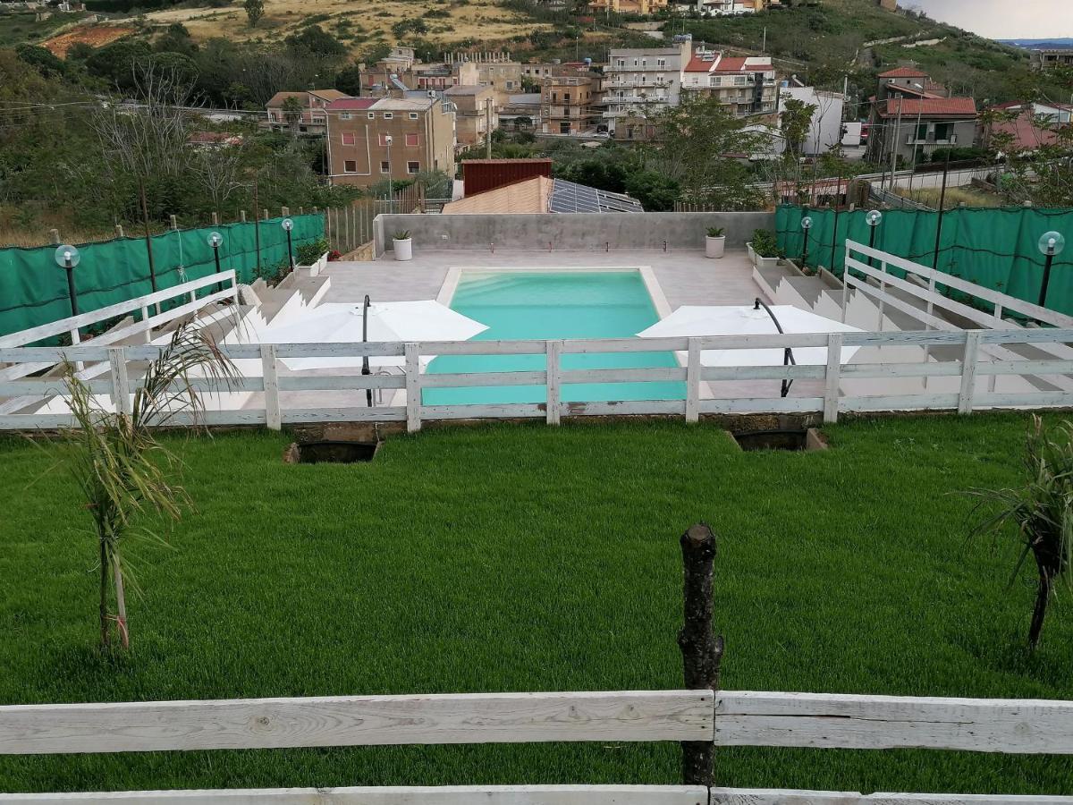 Casa Vacanze Villa Tropia Camastra Exterior photo